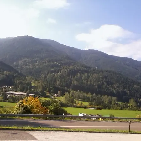 Hotel Regina Delle Dolomiti 3*