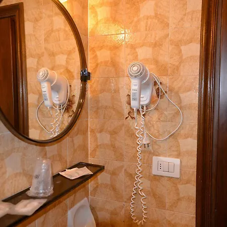 Regina Delle Dolomiti Hotel 3*